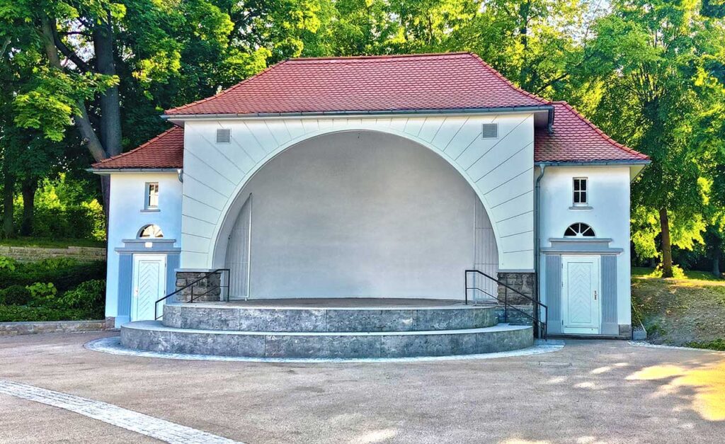 Arnstadt Feuert auf dem neuen Theatervorplatz 2